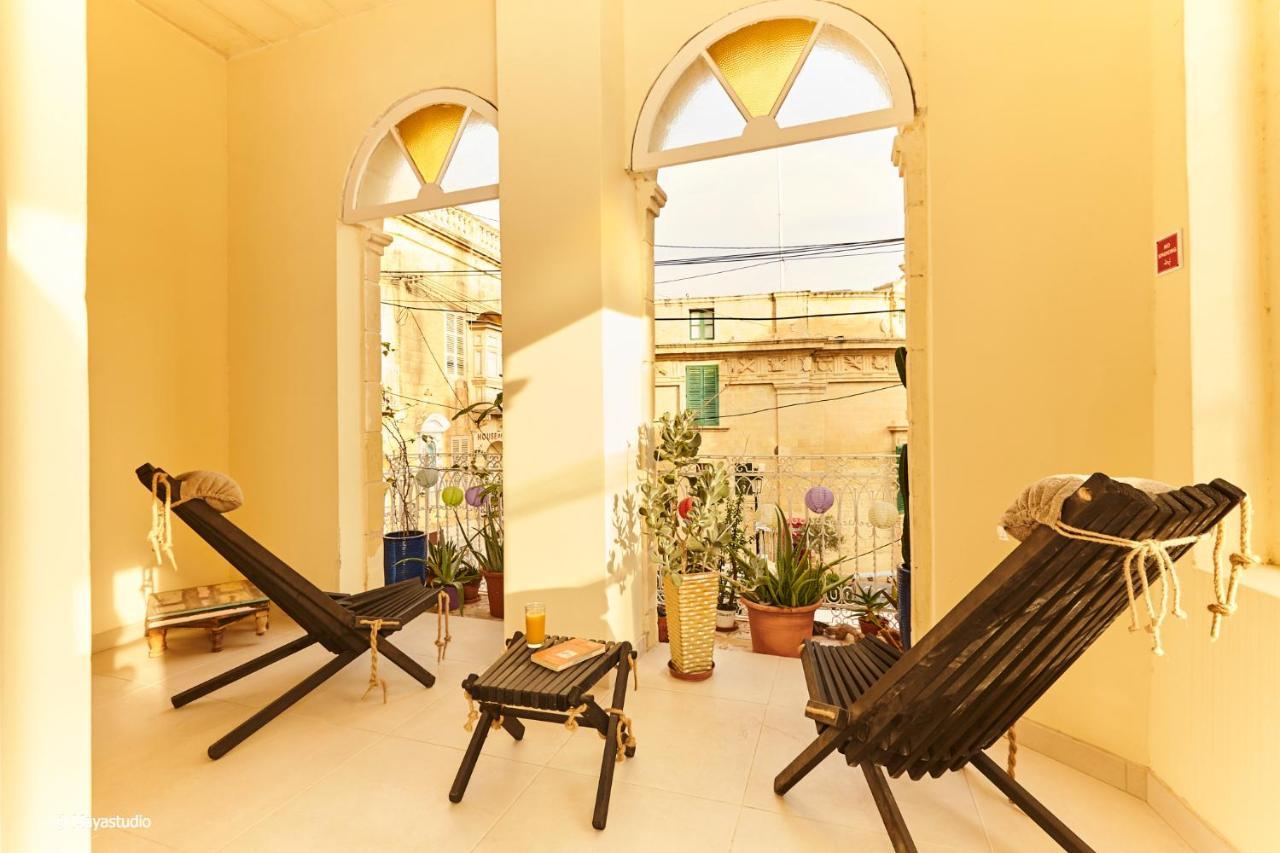 Provicario Bed & Breakfast วิกตอเรีย ภายนอก รูปภาพ
